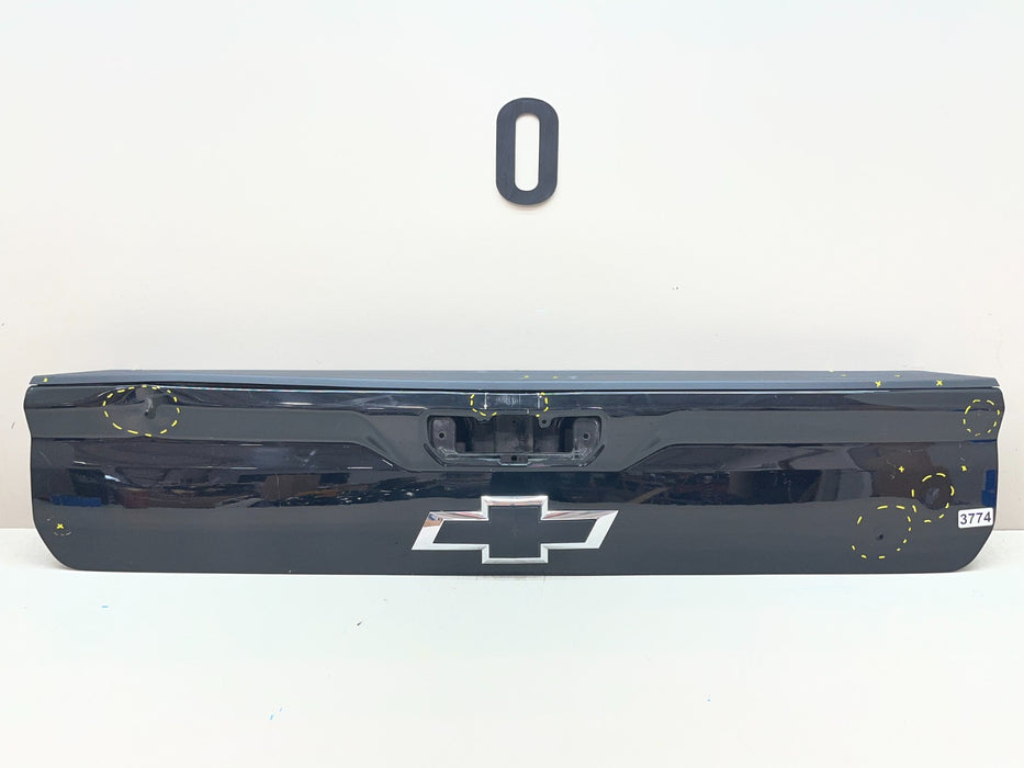 2019-2026 CHEVROLET SILVERADO 1500 UPPER TAILGATE 069 0604 3 B09 OEM