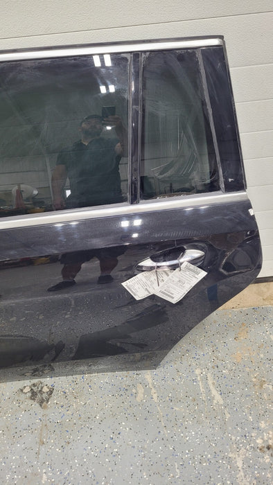 2013 - 2015 MERCEDES GL450 OEM LEFT REAR DOOR COMPLETE ASSEMBLY OEM