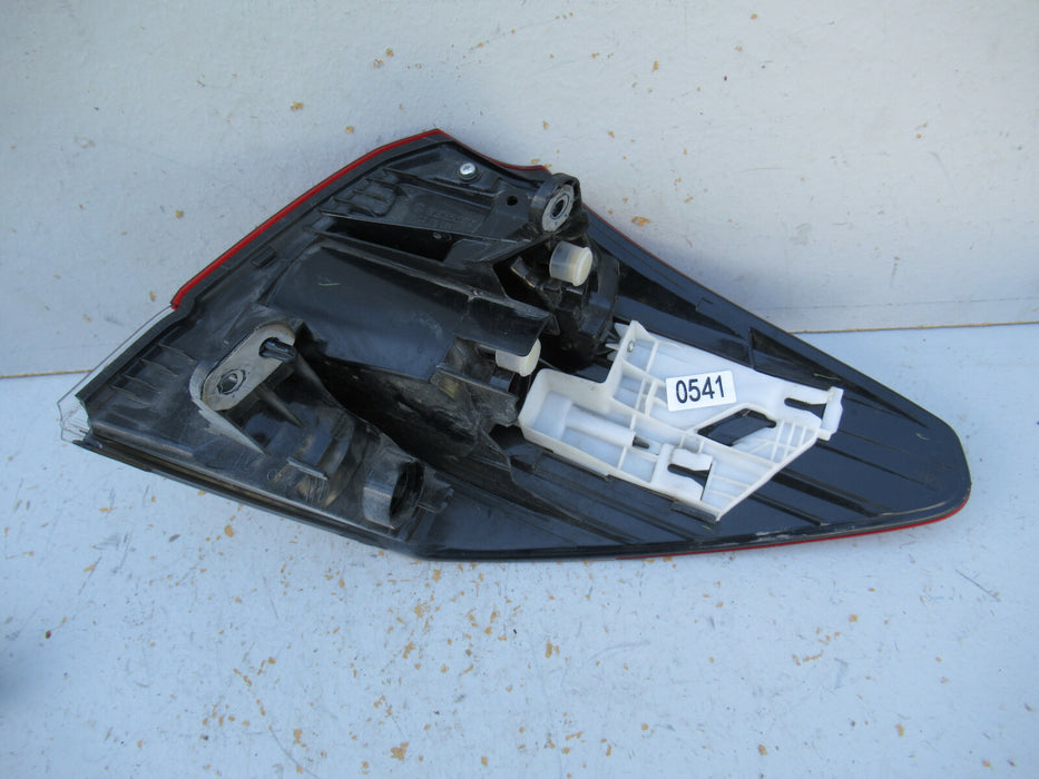 2010 2011 2012 2013 2014 SUBARU OUTBACK LEFT TAILLIGHT LAMP OEM