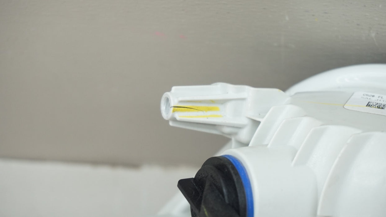 2017-2019 FORD ESCAPE FRONT LEFT DRIVERS SIDE FOG LIGHT GJ54-13B221 OEM 17 18 19