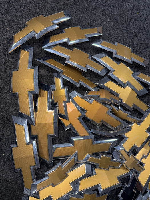 BULK LOT 89 TOTAL CHEVROLET EMBLEMS 2016-2020 MODELS ORIGINAL OEM