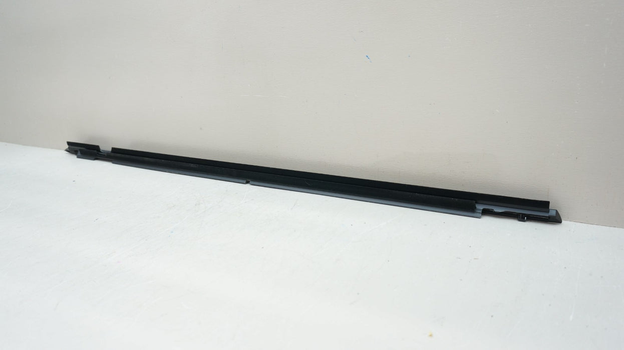 2016-2024 MAZDA MX-5 MX5 RIGHT SIDE WINDOW BELT MOLDING TRIM OEM N243-50-640F