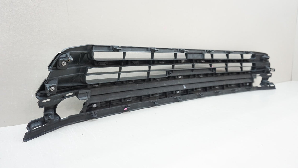 2017-2019 TOYOTA HIGHLANDER FRONT LOWER BUMPER GRILLE GRILL OEM 53112-0E180