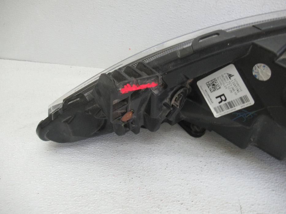 2017 2018 2019 2020 CHRYSLER PACIFICA RIGHT XENON HID HEADLIGHT LAMP OEM