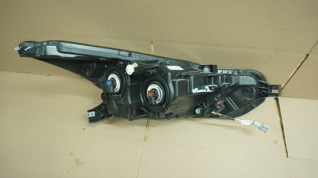 2020-2021 NISSAN VERSA FRONT LEFT DRIVER SIDE HEADLIGHT HALOGEN LAMP LIGHT OEM