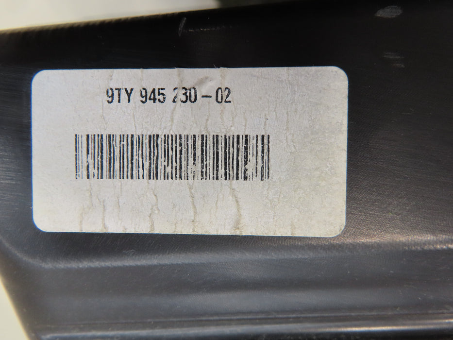 2015 2016 2017 TOYOTA CAMRY FRONT RIGHT PASSENGER HEADLIGHT HALOGEN OEM