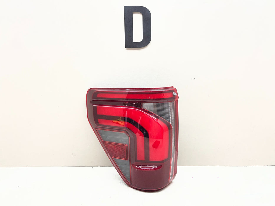2024-2025 FORD F-150 LH DRIVER LED TAIL LIGHT W/BLIND SPOT RL34-13B505-C/E OEM