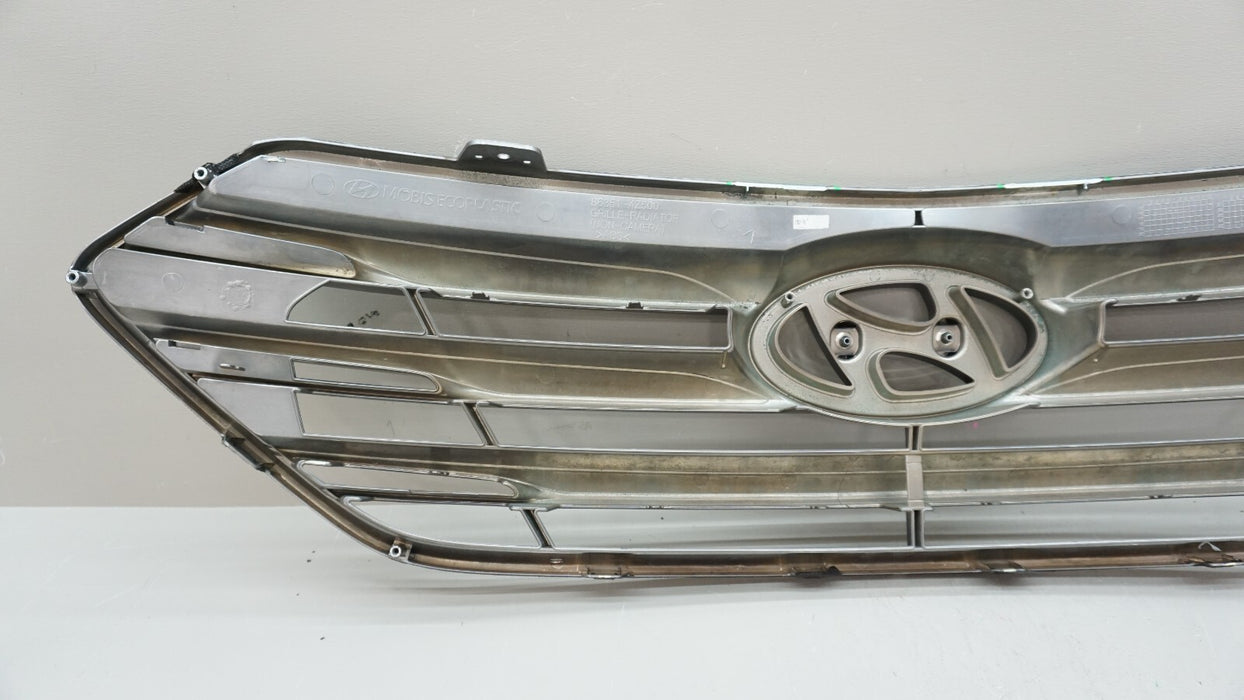 2017-2018 HYUNDAI SANTA FE FRONT BUMPER CENTER GRILL GRILLE OEM 86351-4Z500