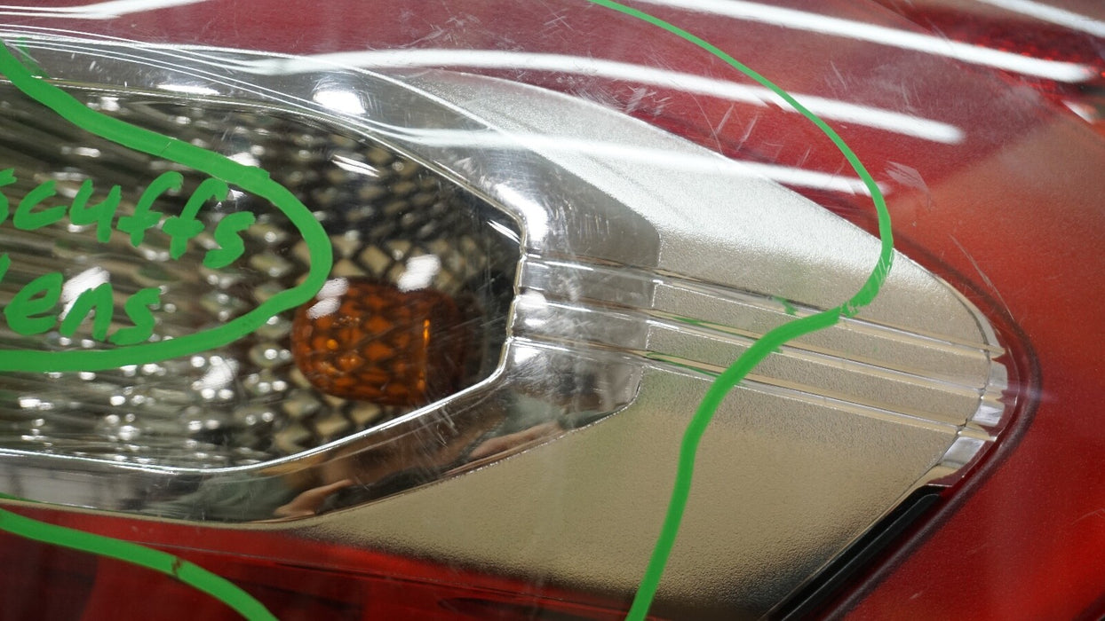 2017-2018 FORD ESCAPE REAR RH RIGHT PASSENGER SIDE OUTER TAIL LIGHT OEM
