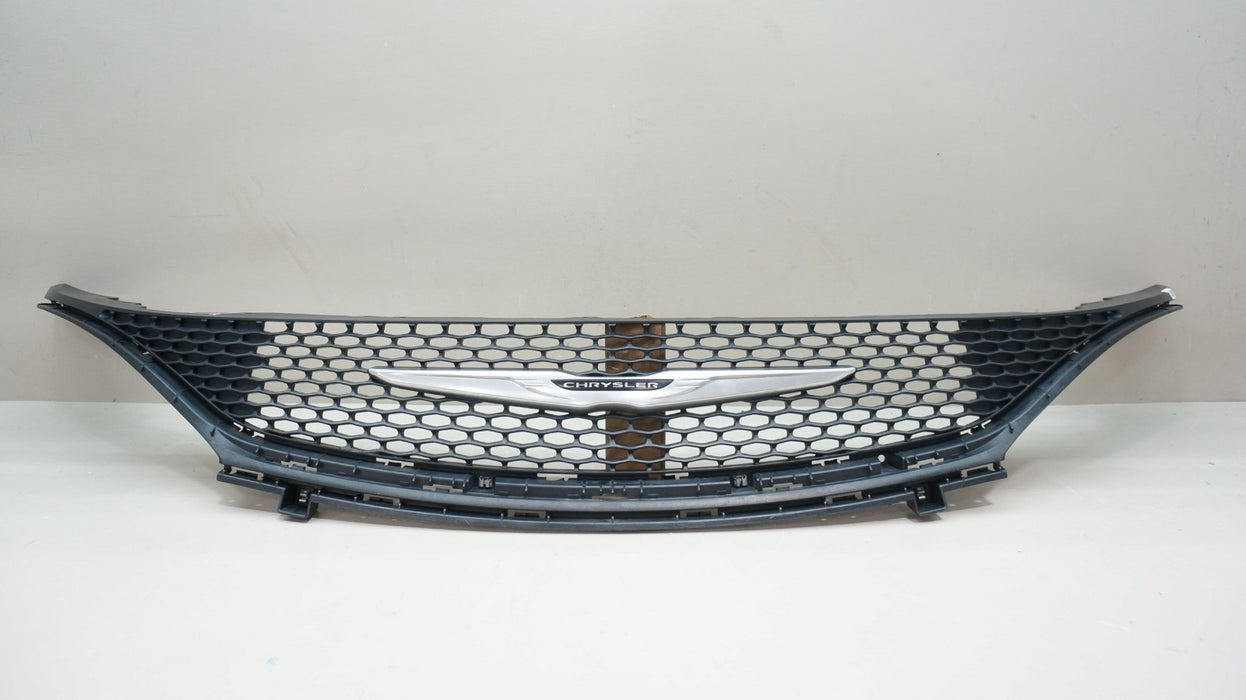 2017-2020 CHRYSLER PACIFICA FRONT UPPER BUMPER GRILLE OEM 68228996A