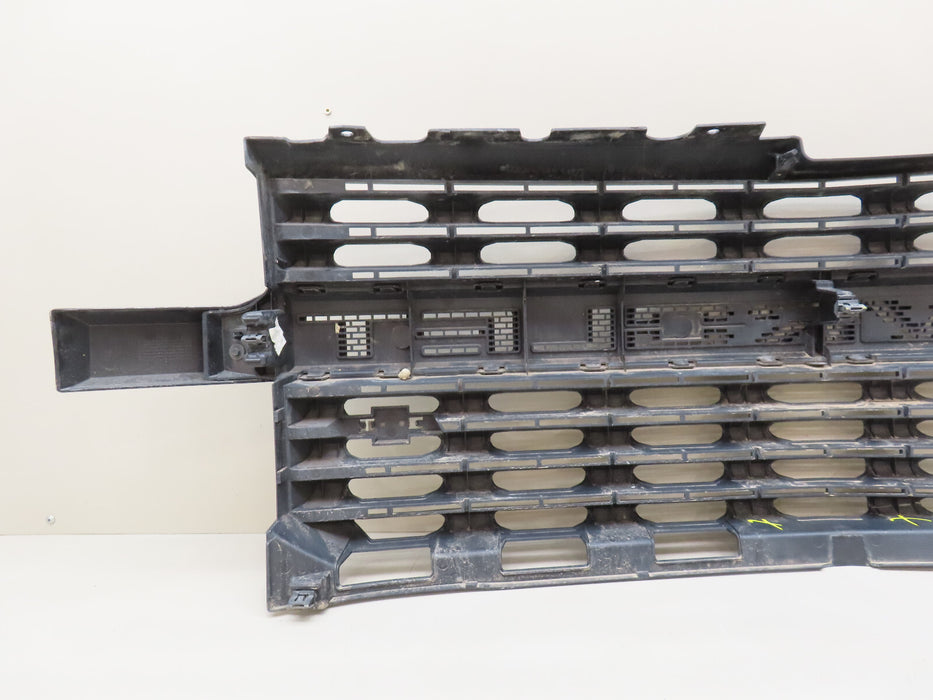 ..2019-2021 CHEVROLET SILVERADO 1500 FRONT BUMPER RADIATOR GRILLE OEM