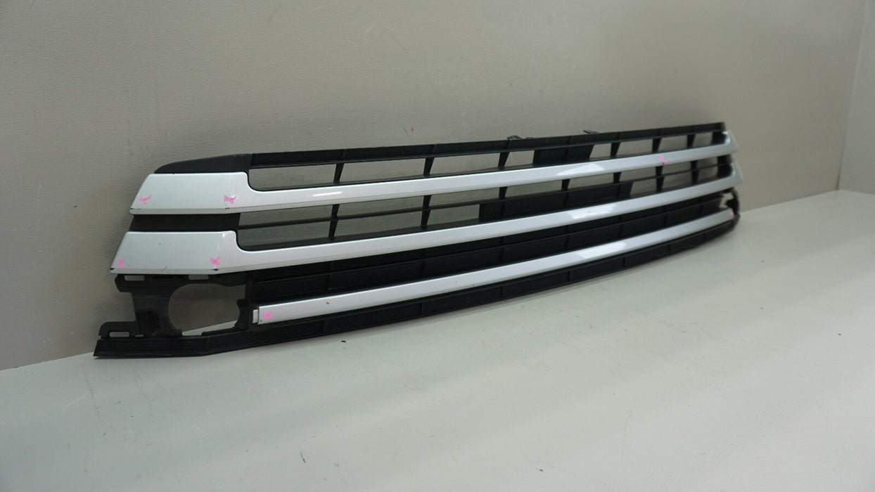 2017-2019 TOYOTA HIGHLANDER FRONT LOWER BUMPER GRILLE GRILL OEM 53112-0E180