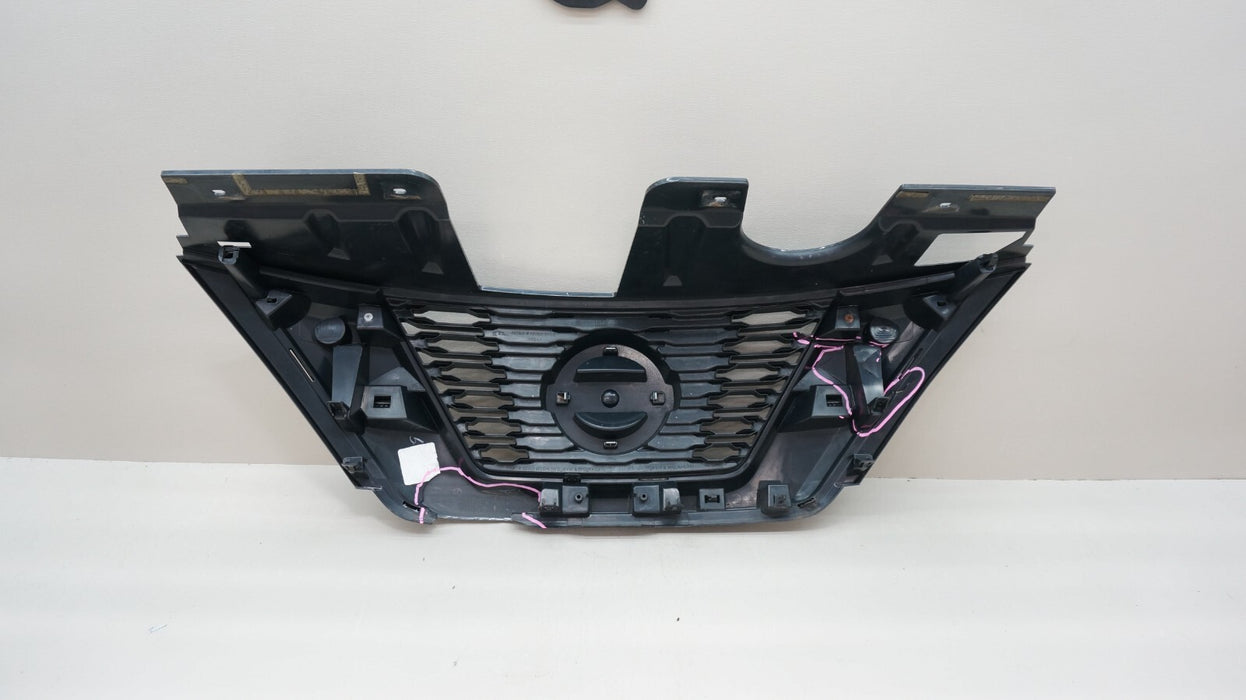 2017-2019 NISSAN ROGUE FRONT BUMPER RADIATOR GRILLE OEM 623106FL0B