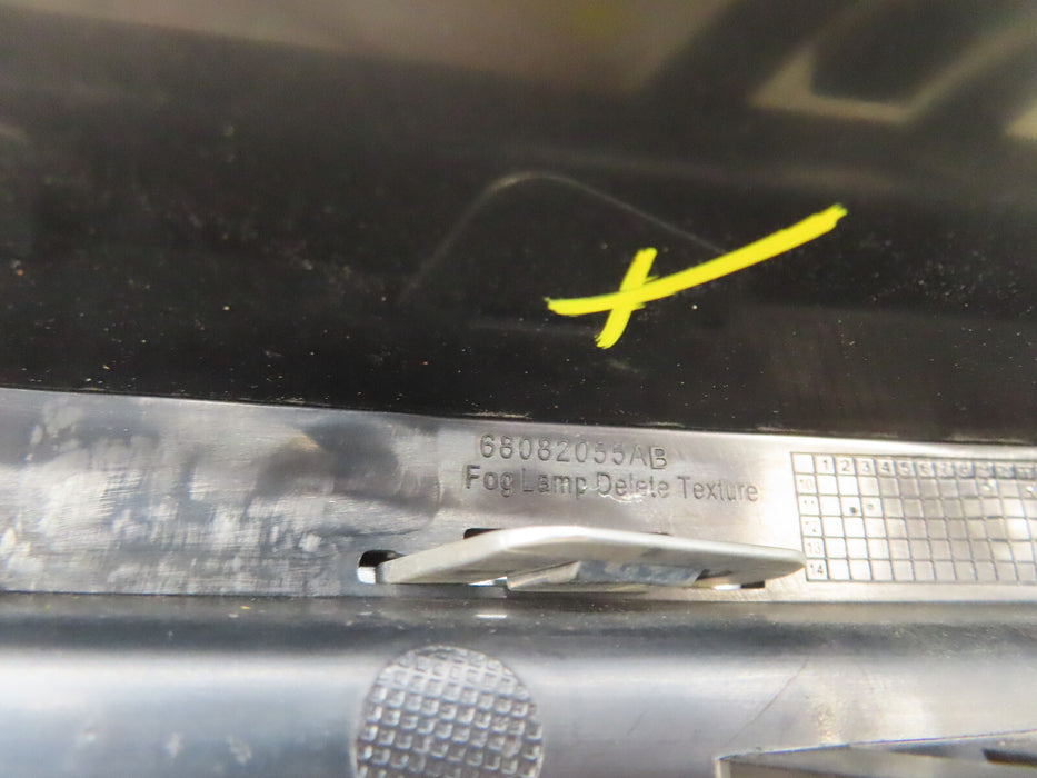 2011 2012 2013 2014 CHRYSLER 200 LEFT DRIVER SIDE FOG LIGHT COVER OEM 68082055A
