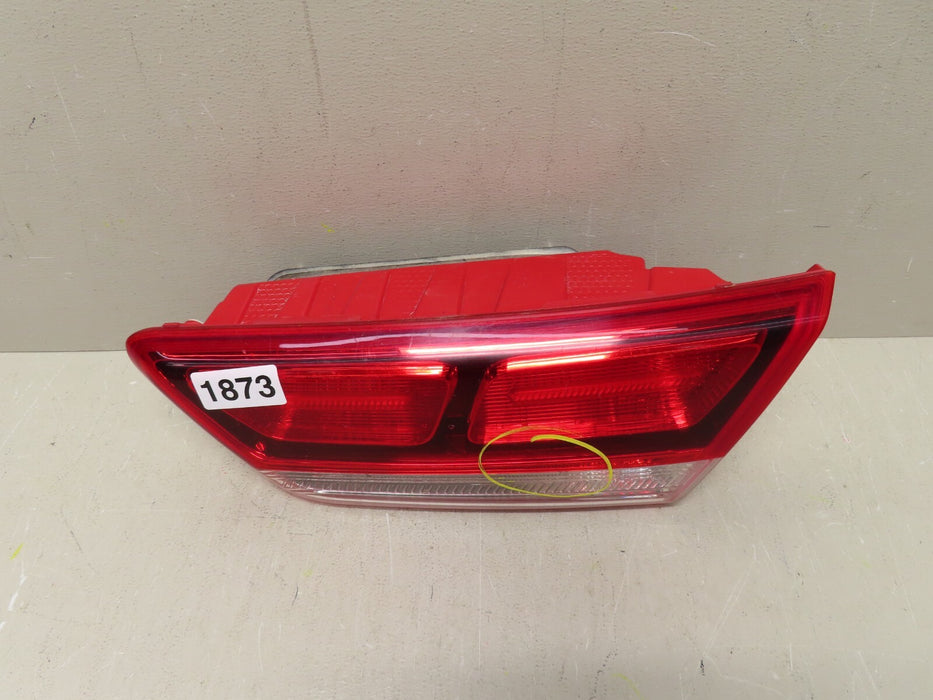 2016-2018 KIA OPTIMA REAR RIGHT PASSENGER INNER TAIL LIGHT LAMP OEM 92404-D5000