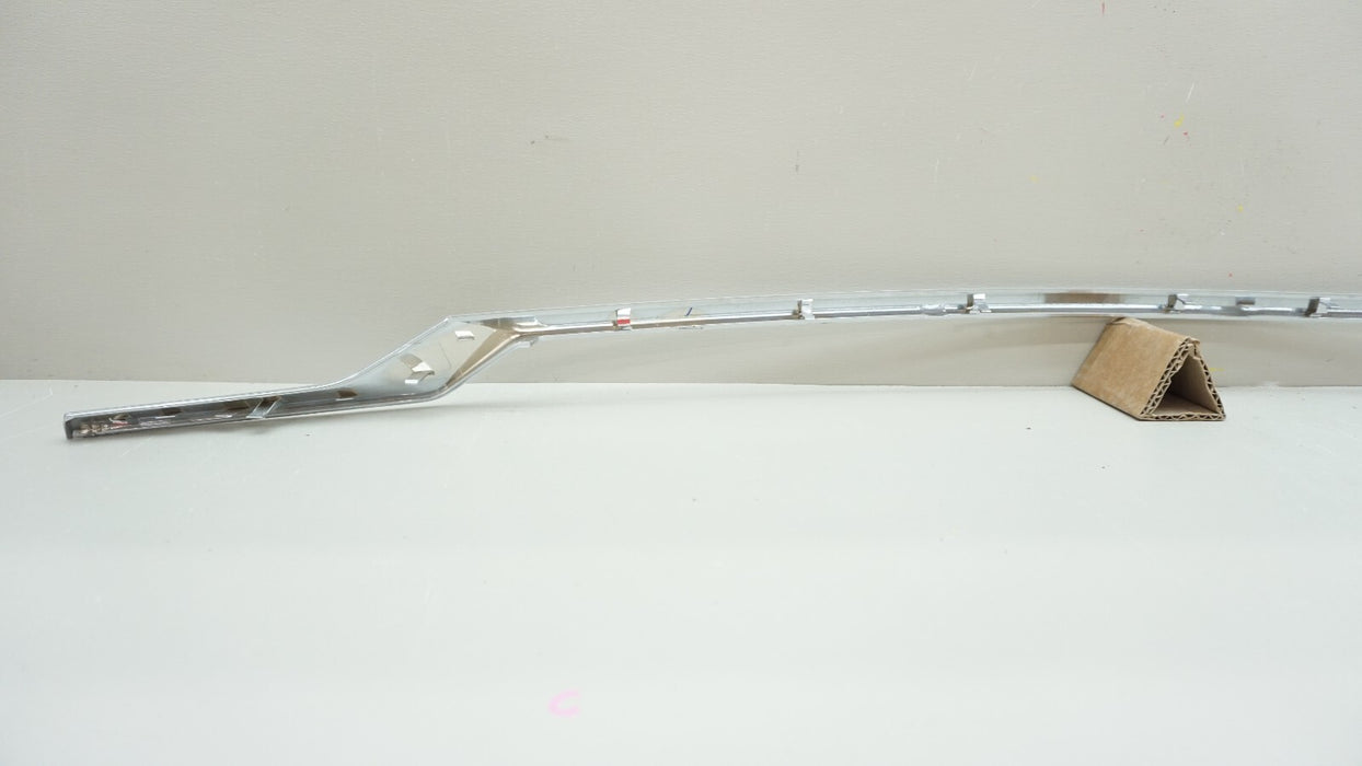 2020-2023 CADILLAC XT6 REAR LIFTGATE TAIL LIGHT MOLDING TRIM OEM 84247306