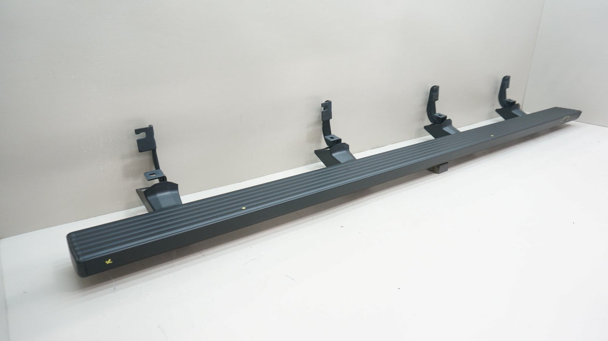 2020-2025 CHEVROLET SILVERADO / GMC SIERRA 2500 3500 RIGHT RUNNING BOARD OEM