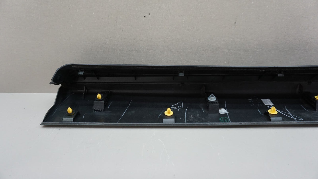 2014-2019 TOYOTA HIGHLANDER FRONT RIGHT PASSENGER DOOR ROCKER PANEL 75071-0E080