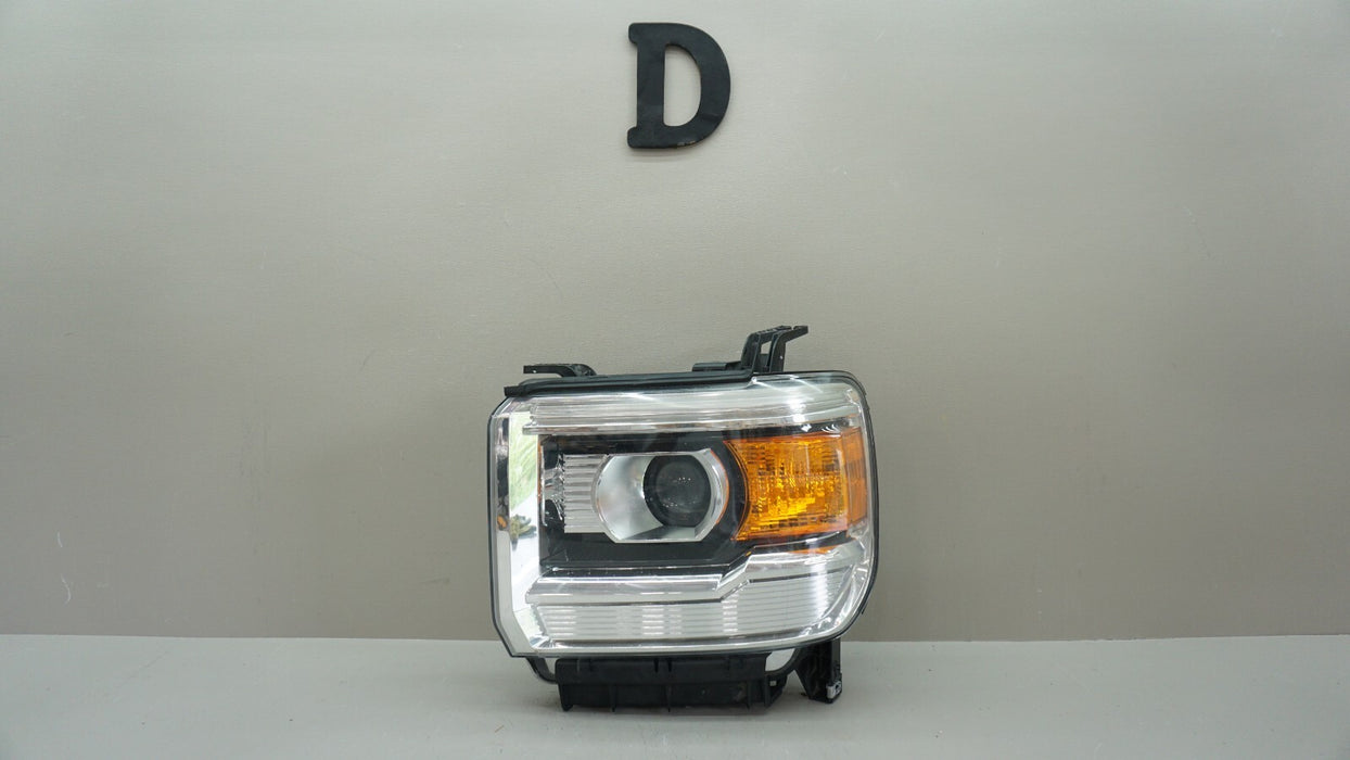 2014-2017 GMC SIERRA 1500 2500 HD 3500 HD LEFT HEADLIGHT HALOGEN OEM 23268192