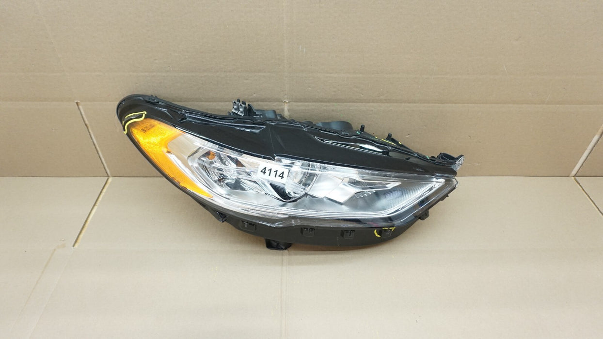 2017-2020 FORD FUSION FRONT RIGHT PASSENGER SIDE HEADLIGHT HALOGEN OEM