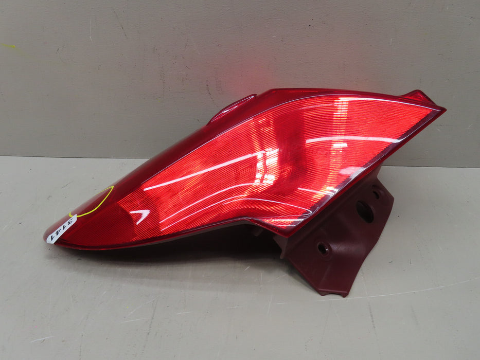 2013-2015 TOYOTA RAV4 REAR RIGHT PASSENGER TAIL LIGHT OEM 81550-0R030