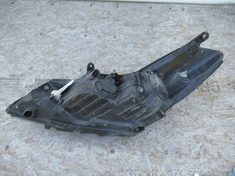 2017-2018 KIA FORTE FRONT RIGHT PASSENGER HEADLIGHT HALOGEN LIGHT LAMP OEM