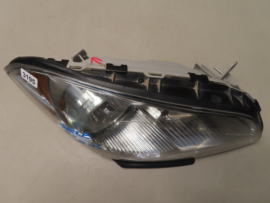 2008-2012 Chevrolet Malibu Front RIGHT Side Headlight Light Lamp OEM