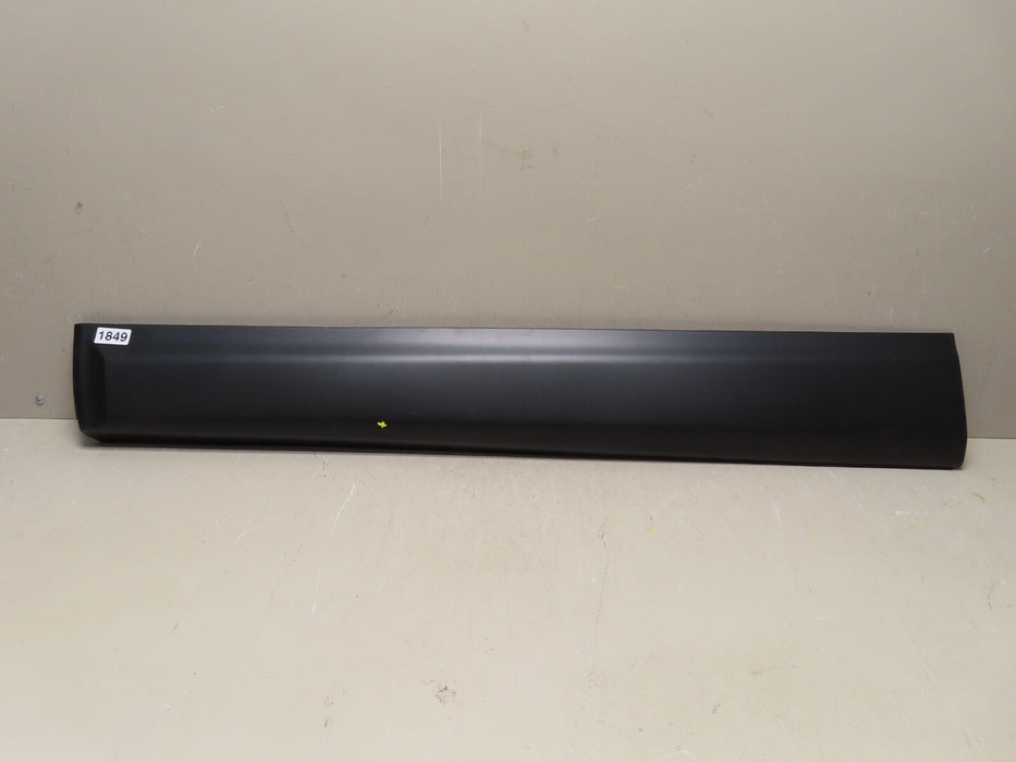 2017-2019 NISSAN ROGUE SPORT FRONT LEFT EXTERIOR LOWER DOOR TRIM OEM 80871-DF30A