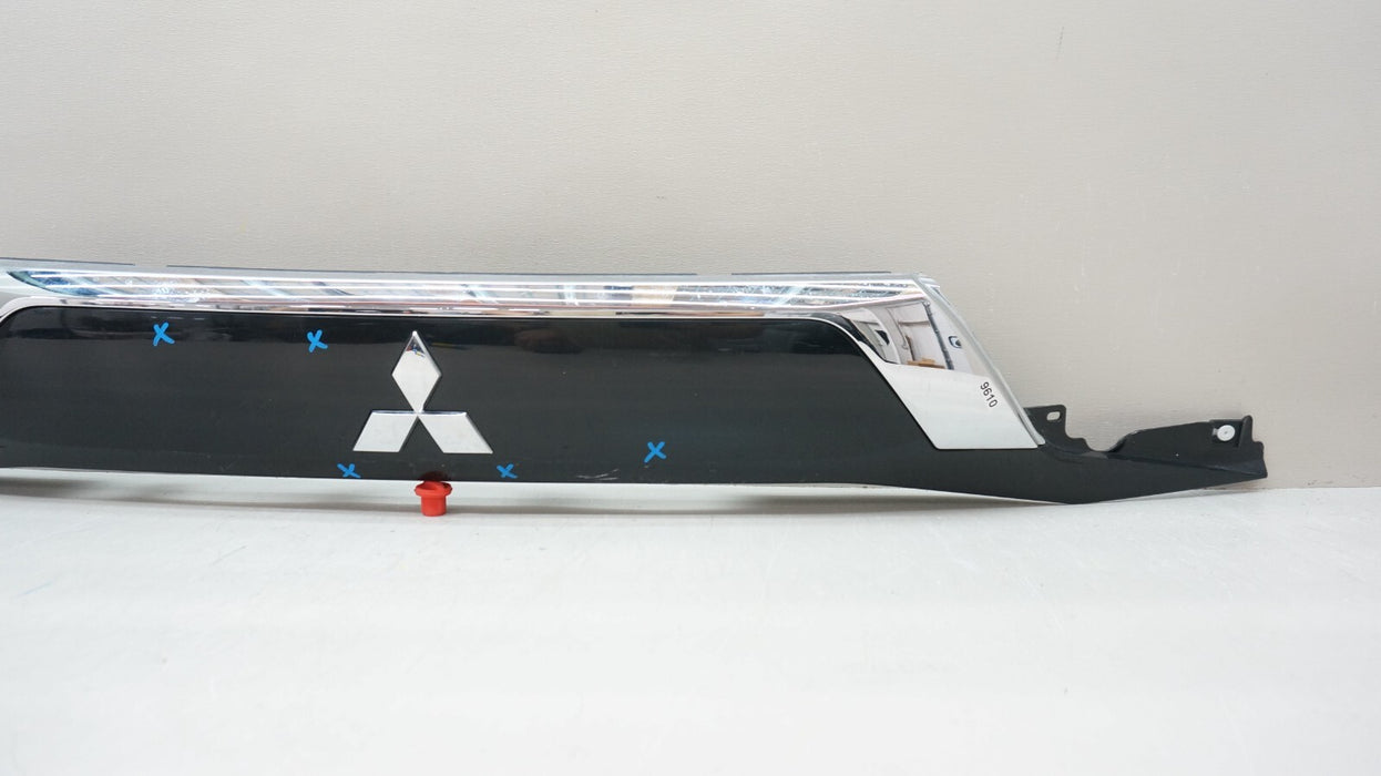 2016-2020 MITSUBISHI OUTLANDER REAR LIFTGATE MOLDING TRIM OEM 5817A265