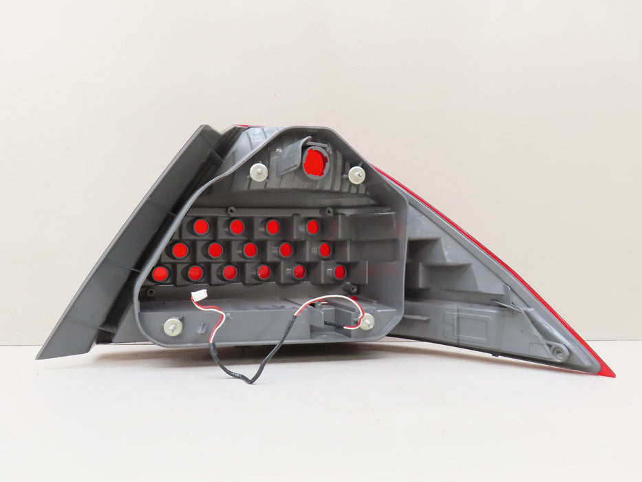 2006 2007 HONDA ACCORD REAR LEFT DRIVER SIDE TAIL LIGHT OEM