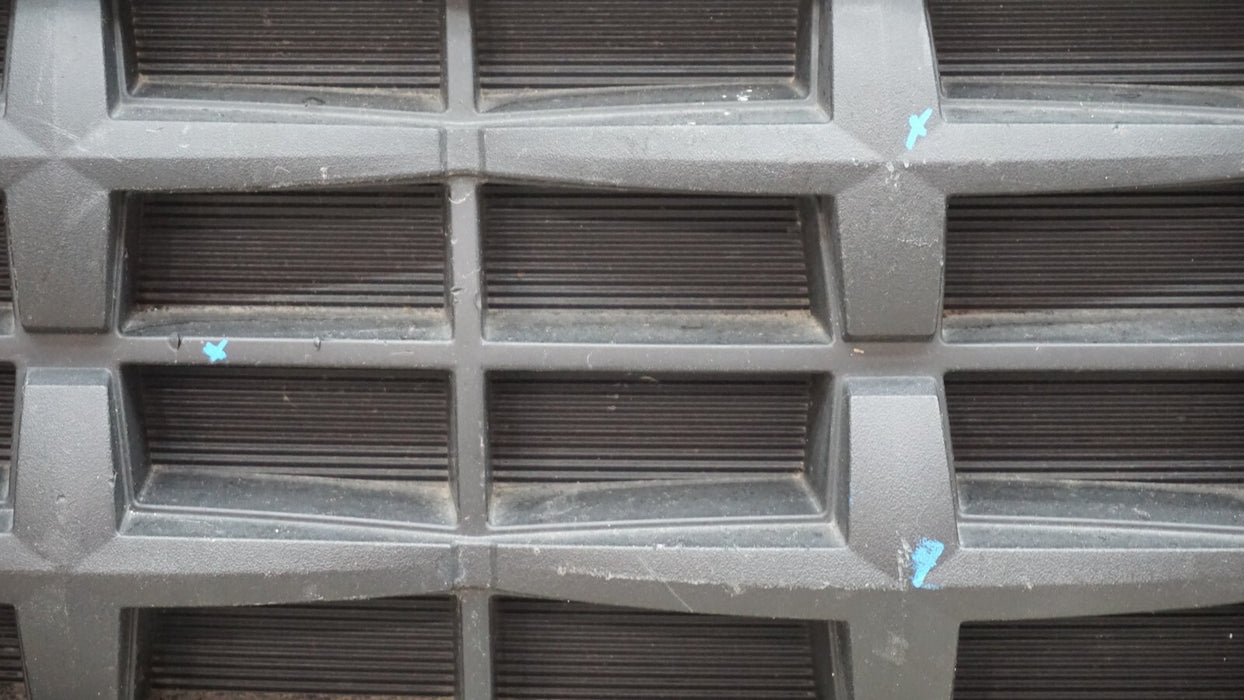2020-2024 HYUNDAI VENUE FRONT UPPER RADIATOR GRILLE 86350-K2000 OEM