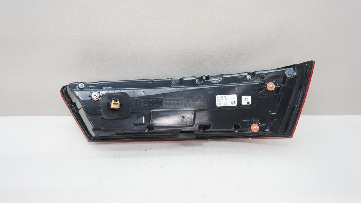 2017-2019 AUDI Q7 REAR LEFT DRIVER SIDE LED TAIL LIGHT OEM 4M0945093L