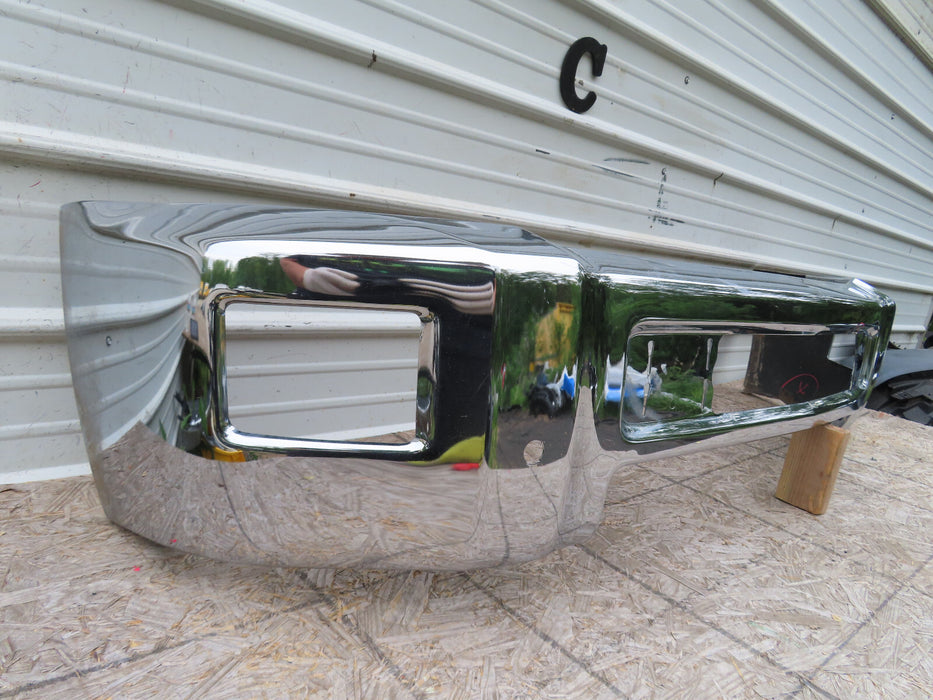 2015-2019 CHEVROLET SILVERADO 2500-3500HD FRONT BUMPER COVER OEM
