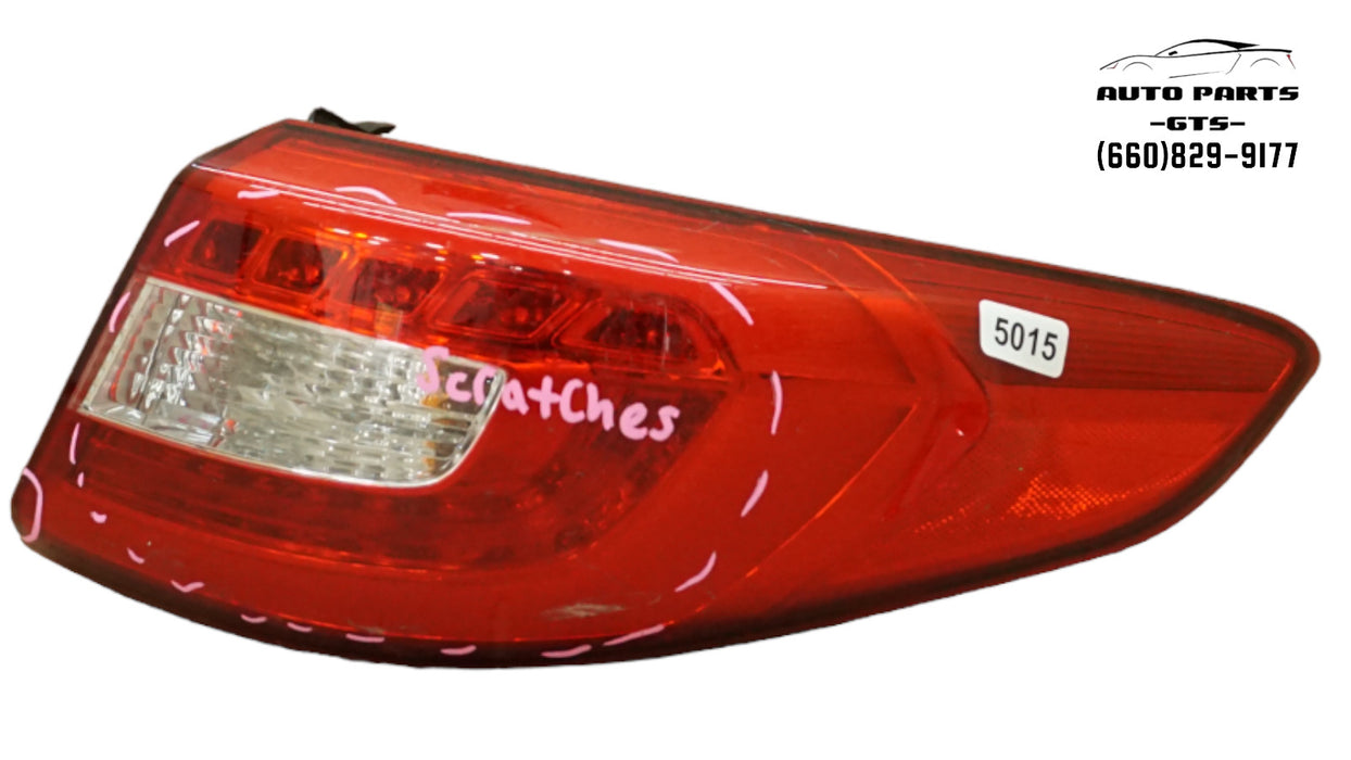 2015-2017 HYUNDAI SONATA REAR LEFT DRIVER SIDE TAIL LIGHT HALOGEN OEM 15 16 17
