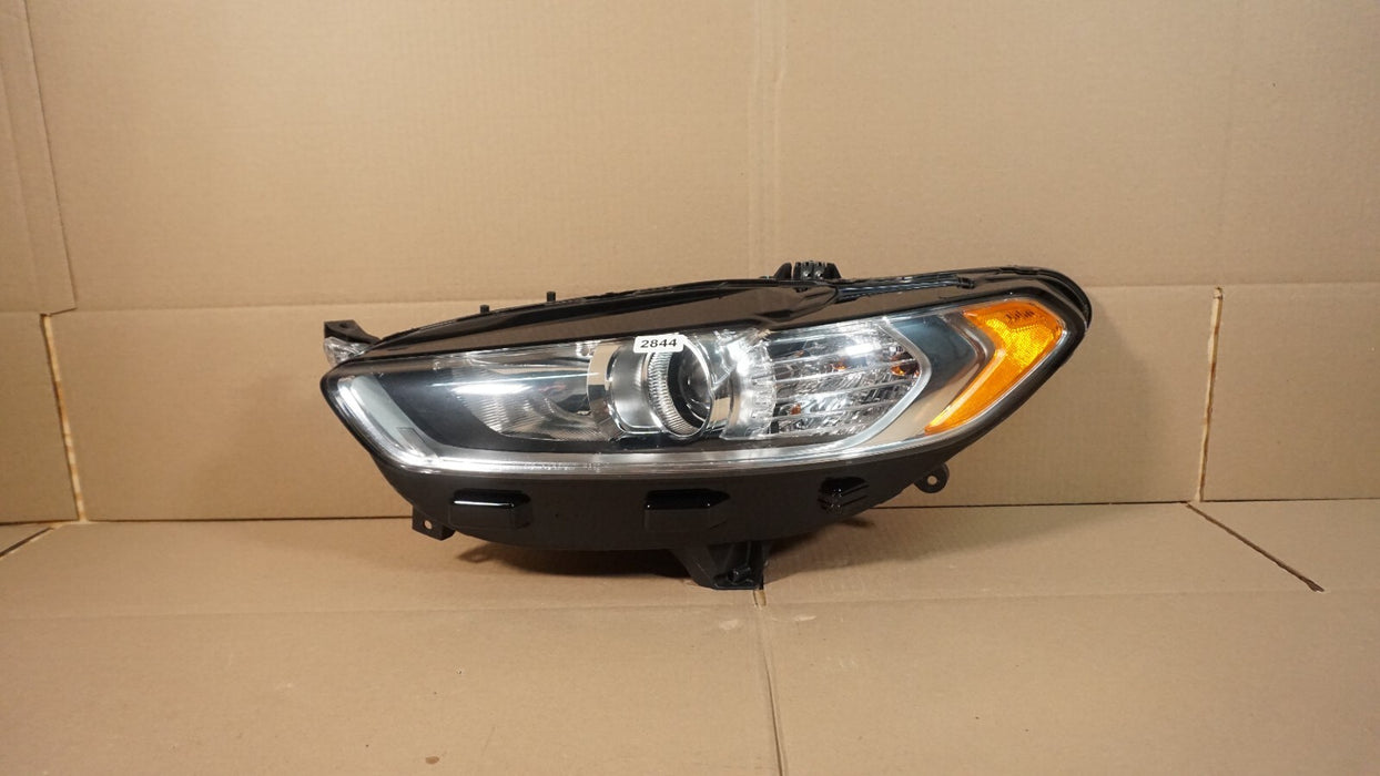 2017-2019 FORD FUSION FRONT LEFT DRIVER SIDE HEADLIGHT HALOGEN LIGHT LAMP OEM