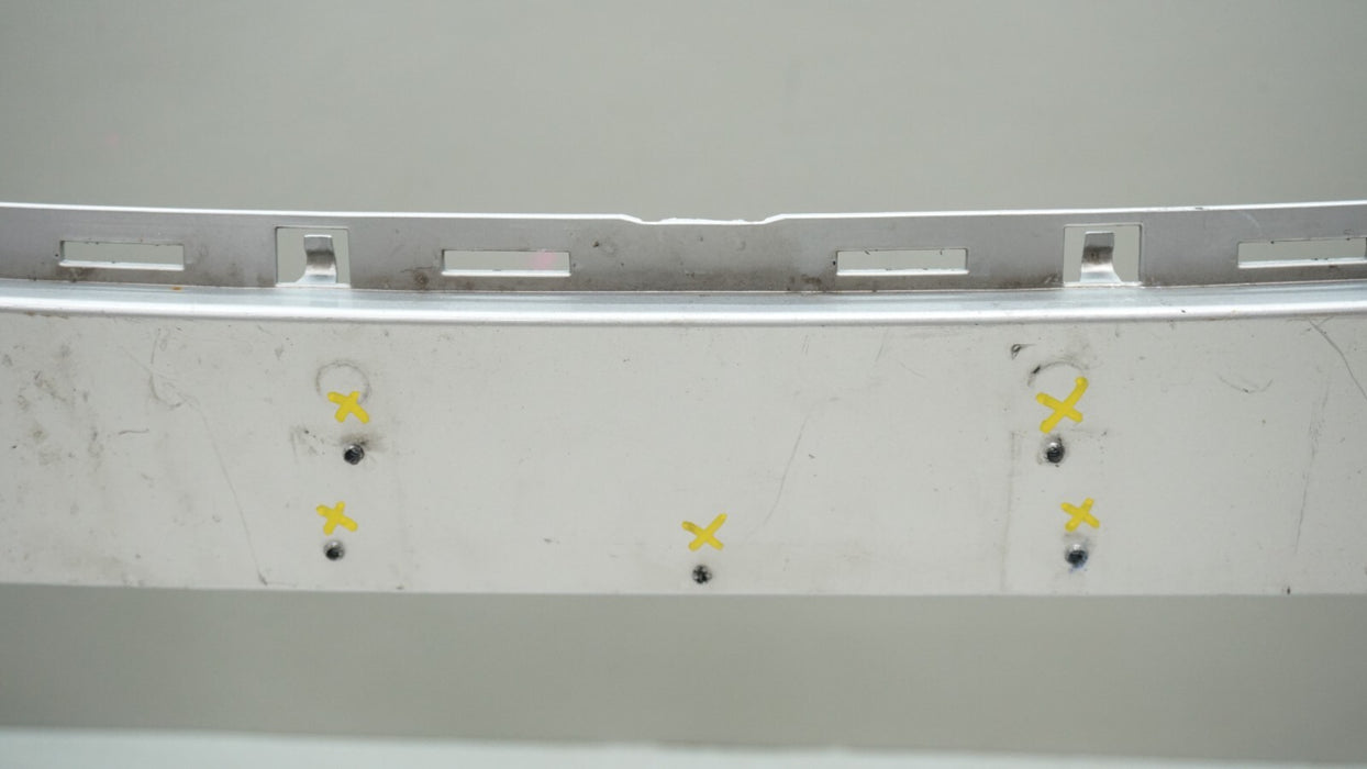 2018-2021 VOLVO XC60 FRONT BUMPER COVER PANEL OEM 31425160