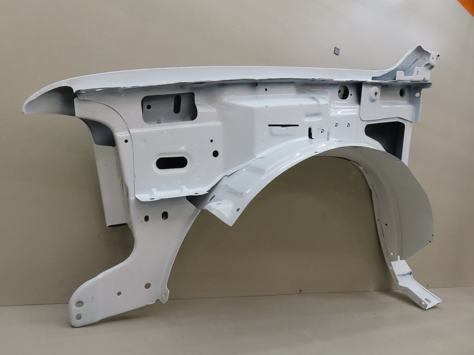 2003-2006 CADILLAC ESCALADE FRONT RIGHT PASSENGER SIDE FENDER PANEL OEM