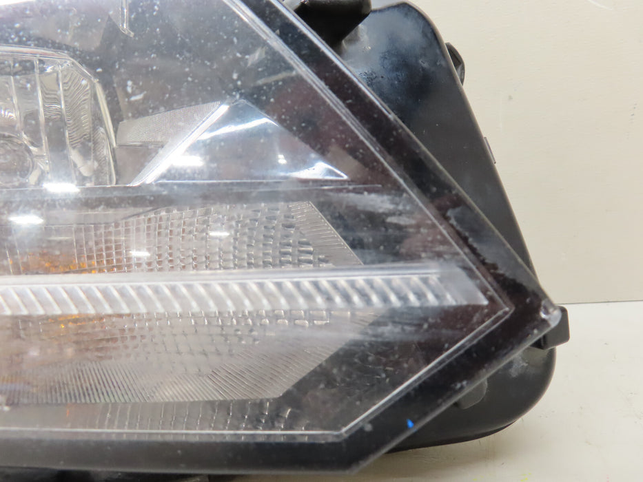 2016-2019 VOLKSWAGEN PASSAT FRONT RIGHT HEADLIGHT LAMP HALOGEN OEM