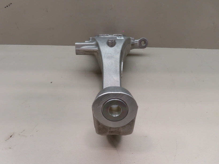 2014-2016 MASERATI GHIBLI FRONT RIGHT PASSENGER SPINDLE KNUCKLE OEM 670001806