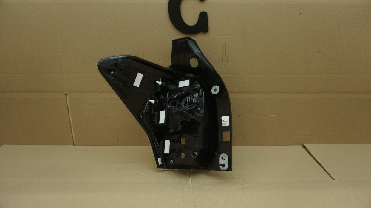 2016-2018 SUBARU FORESTER RIGHT PASSENGER SIDE TAIL LIGHT LED OEM 84201-SG141