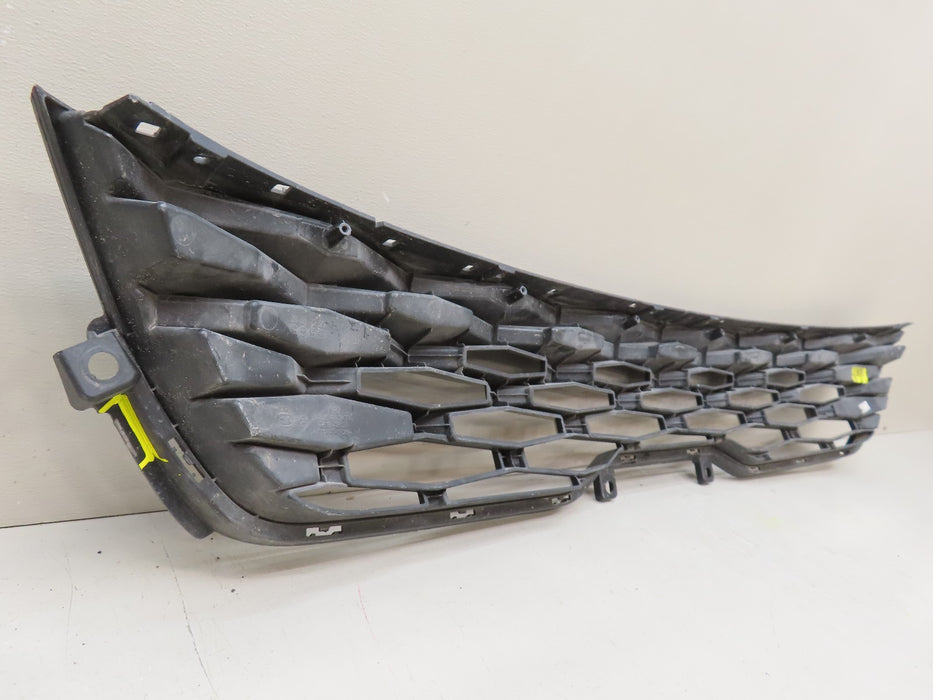 2020-2022 KIA SELTOS FRONT RADIATOR GRILLE OEM