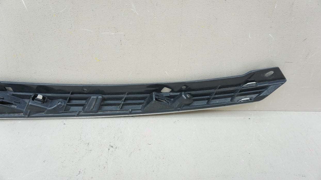 2016-2018 HONDA CIVIC FRONT RIGHT GRILLE EXTENSION MOLDING OEM 71123-TBA-A01