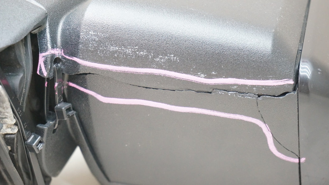 2019-2024 CHEVROLET SILVERADO 1500 RIGHT SIDE DOOR MIRROR OEM