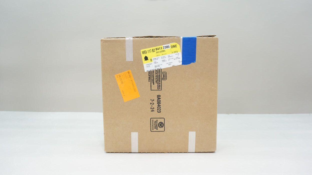 2019-2023 CHEVROLET CAMARO FRONT RIGHT SIDE FOG LIGHT TRIM OEM 84112305