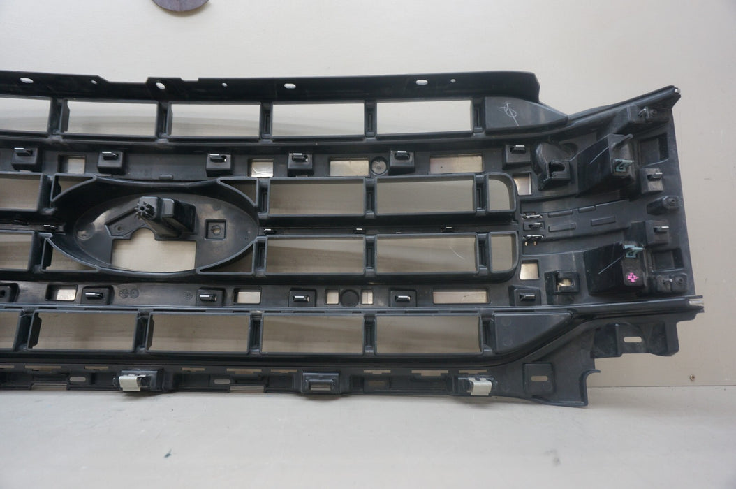 2021-2022 FORD F150 F-150 LARIAT FRONT CHROME BUMPER GRILLE OEM ML34-8200-E