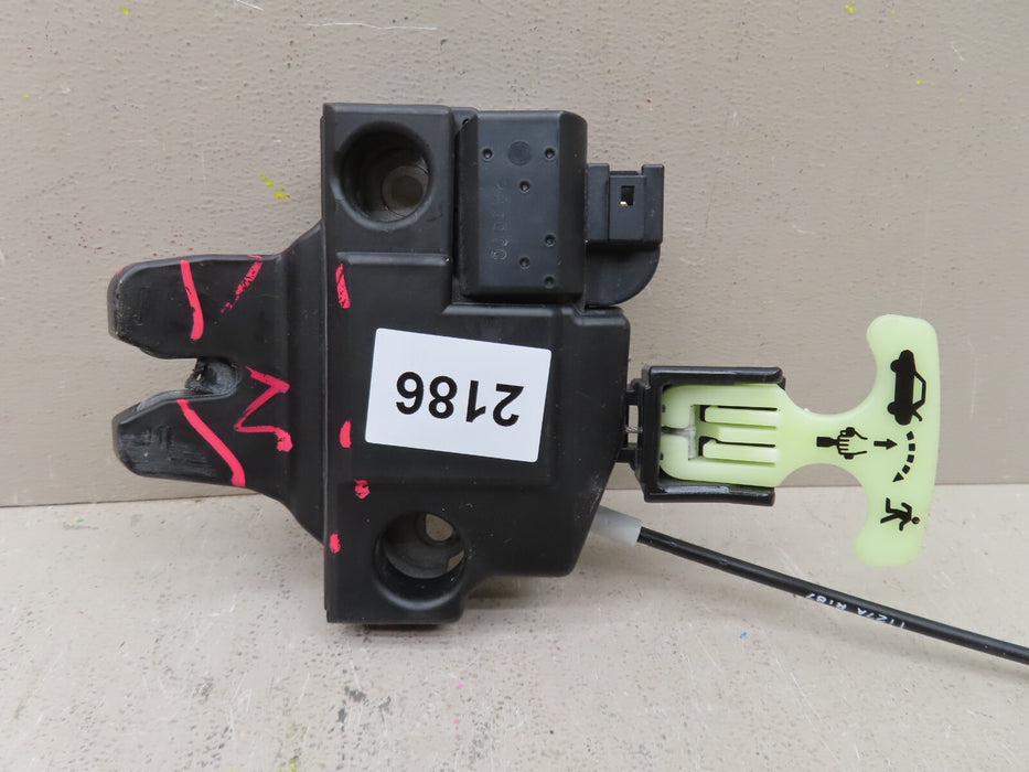 2012-2014 TOYOTA CAMRY REAR TRUNK LID LOCK LATCH ACTUATOR RELEASE HANDLE OEM