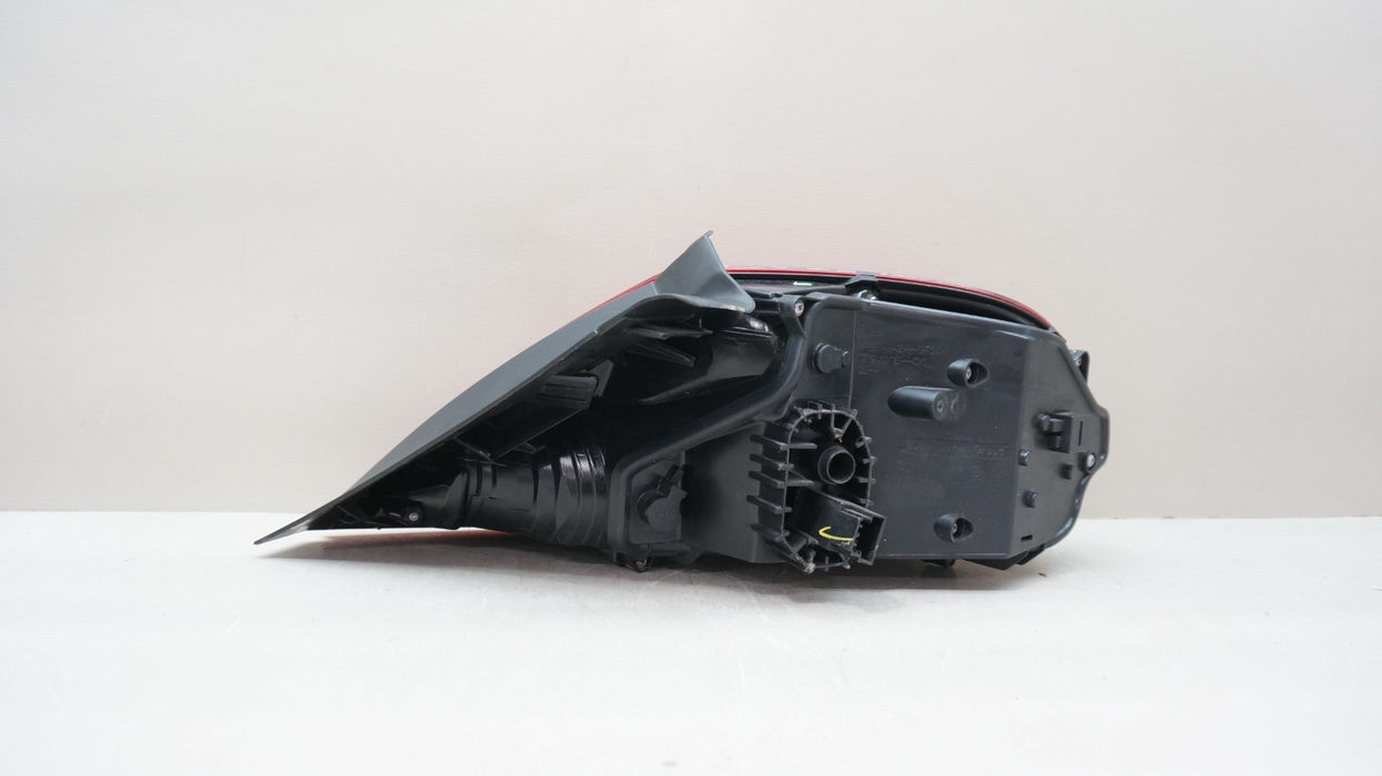 2012-2016 VOLKSWAGEN BEETLE REAR LEFT DRIVERS SIDE TAIL LIGHT OEM