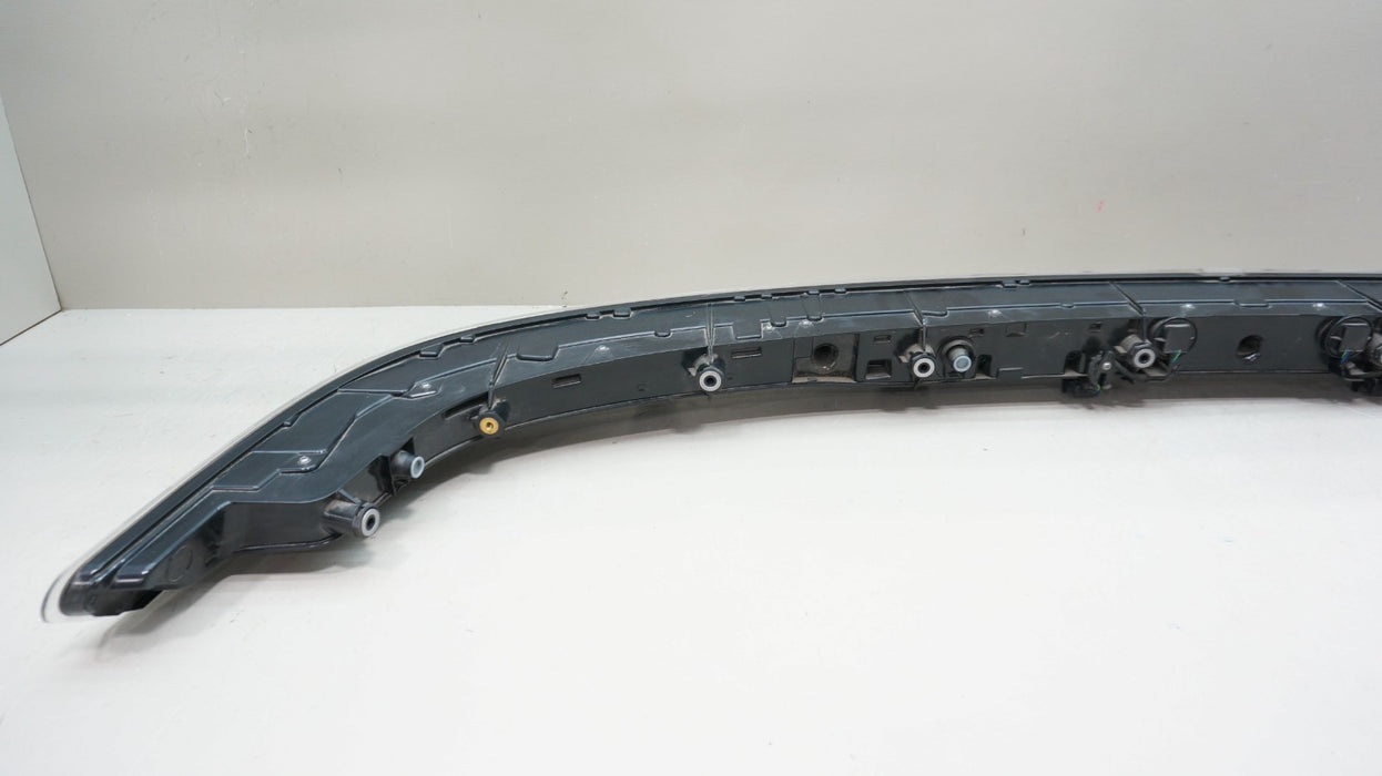 2022-2024 LUCID AIR REAR CENTER LONG TAIL LIGHT OEM