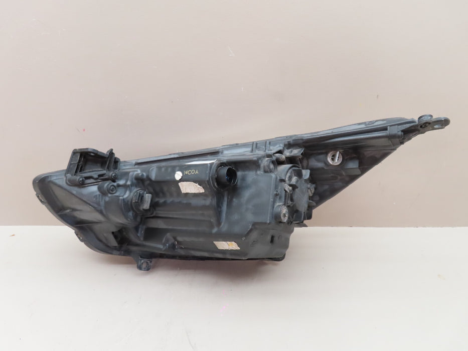 2016-2017 HYUNDAI ACCENT FRONT RIGHT HEADLIGHT LAMP HALOGEN OEM 92102-1R7XX