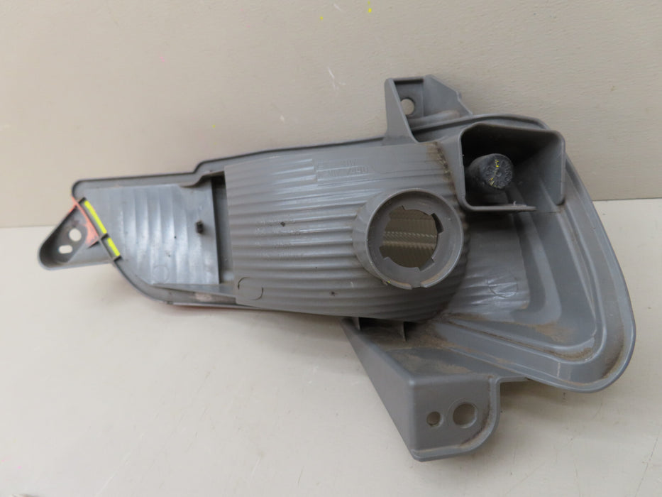 2016-2018 HONDA PILOT REAR BUMPER TURN SIGNAL REVERSE TAIL LIGHT OEM 949438